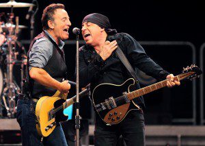 Foto: Bruce Springsteen og Steven van Zandt optræder på Roskilde Festival 2014.