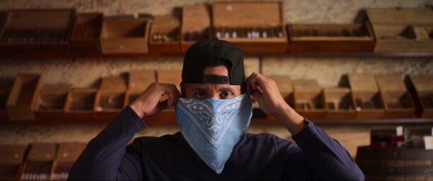 Heist Season1 Episode3 00 21 43 00