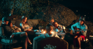 Se første teaser til filmatiseringen af ‘Det halve kongerige’