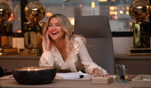 Se den nye komedieserie ‘Running Point’ med Kate Hudson på Netflix