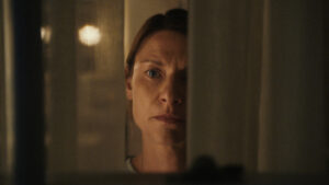 Claire Danes er tilbage i den psykologiske dramaserie ‘The Beast in Me’ på Netflix