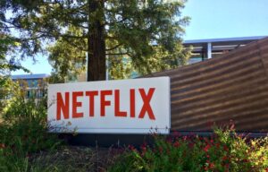Netflix punkterer rygter om køb af Warner Bros.