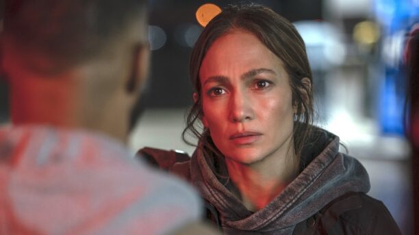 Jennifer Lopez klar i ny romantisk Netflix-film: ‘Office Romance’