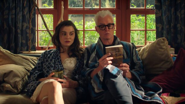 ‘Vladimir’: Anmelderrost roman bliver til stjernespækket Netflix-serie