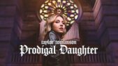 Se serien Taylor Tomlinson: Prodigal Daughter på Netflix
