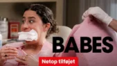 Se serien Babes på Netflix