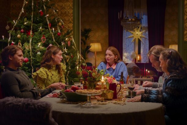 The Christmas Switch n 00 12 34 01 Ari Willey Netflix The Christmas Switch n 00 12 34 01 Ari Willey Netflix